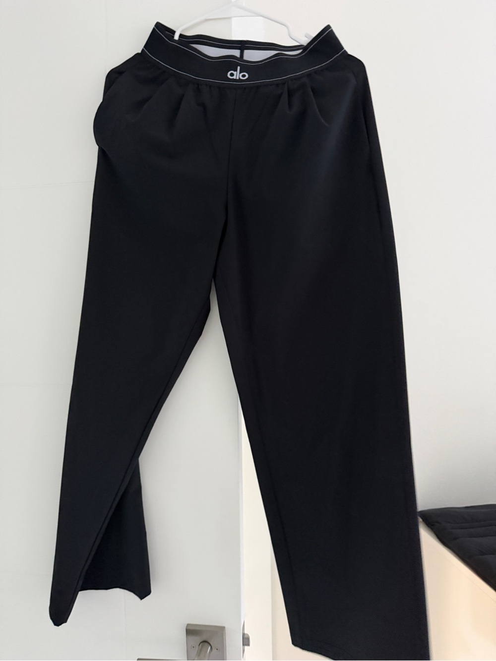 ALO Yoga Black Trouser Pants